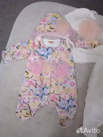 Комбинезоны для новорожденного