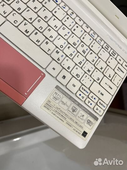 Нетбук Aser Aspire one