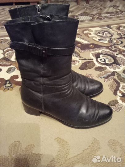 Продаю женские полусапожки