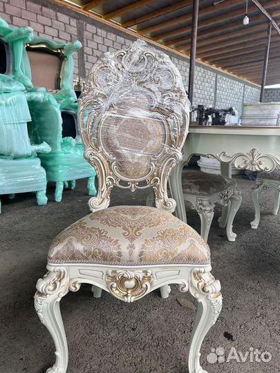 Стол и Стулья