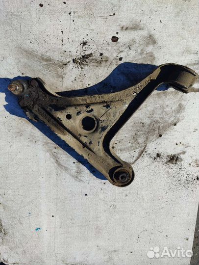 Рычаг подвески передний правый/левый Opel omega b
