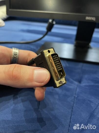 Монитор Benq 2270