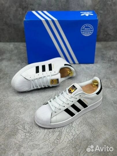 Кроссовки Adidas Superstar