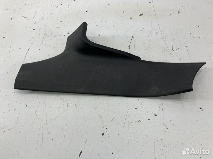 Peugeot 408 порожек задний левый