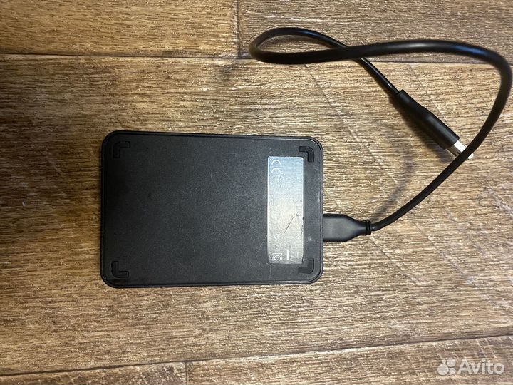 Переносной жёсткий диск WD 1терабайт