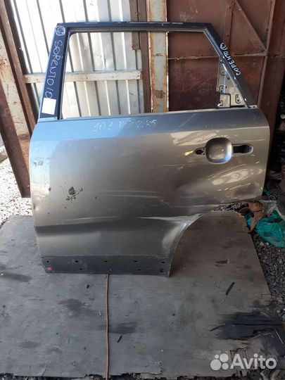 Дверь задняя левая Kia Sorento 2 2009-2014