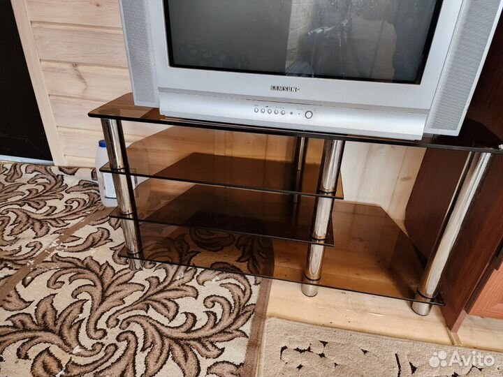 Телевизор с тумбой