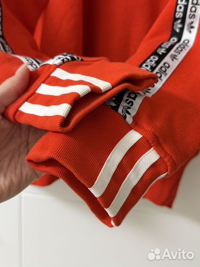 Толстовка adidas женская красная