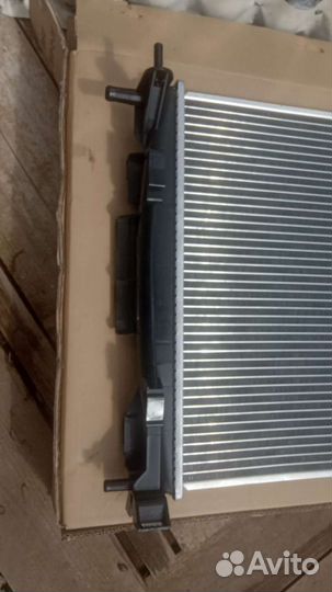 Родиатор охлаждения основной Рено Меган 2
