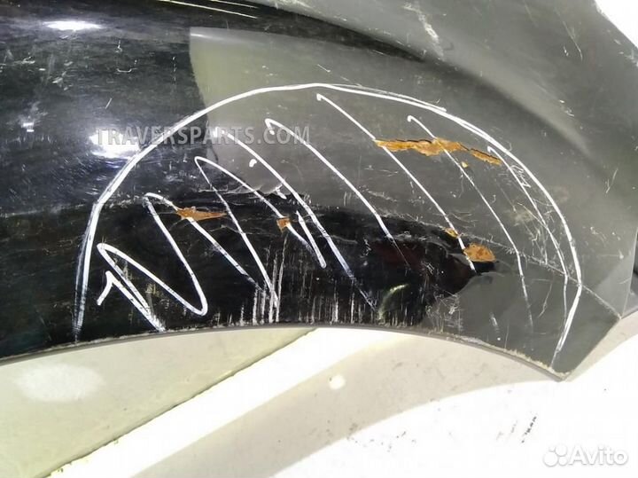 Крыло переднее правое