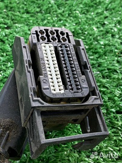 Фишка разъем Mercedes-Benz S-Class W221 273.968