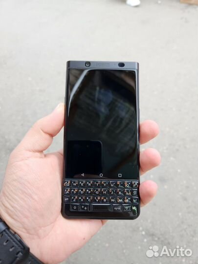 BlackBerry KEYone, 4/64 ГБ