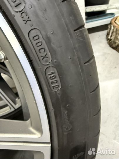 Michelin Pilot Sport EV 275/35 R22