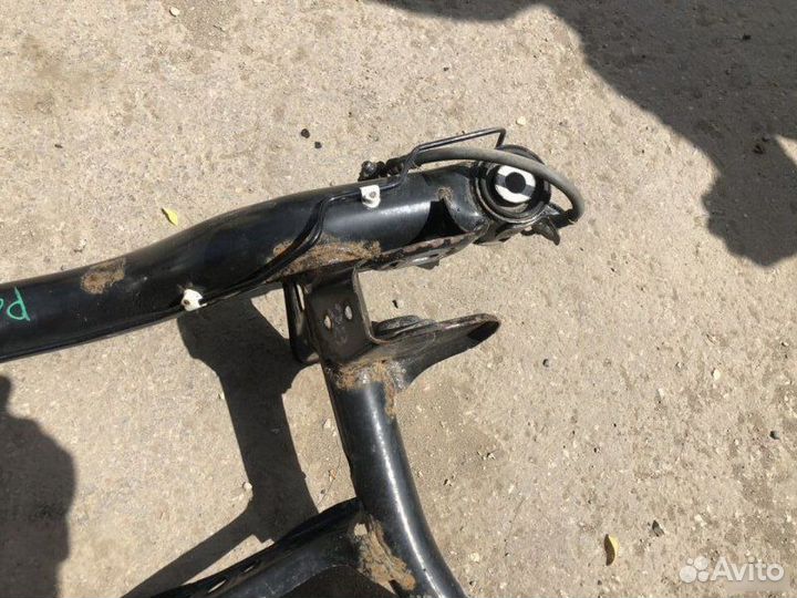 Подрамник задний Volkswagen Passat Cc 2011