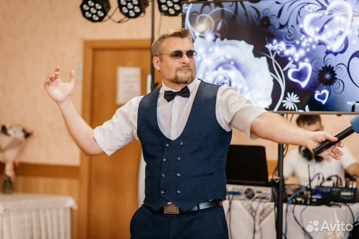 Ведущий свадьбы Подольск. Тамада, диджей, караоке