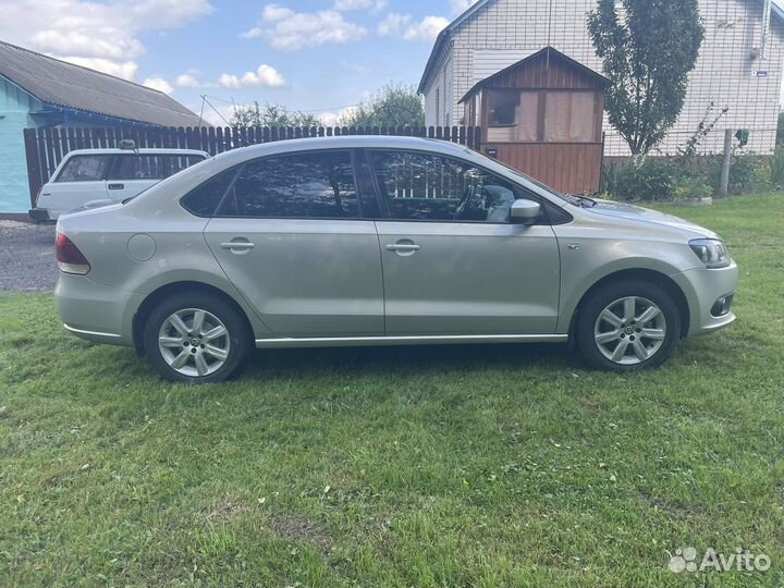 Volkswagen Polo 1.6 МТ, 2011, 240 500 км