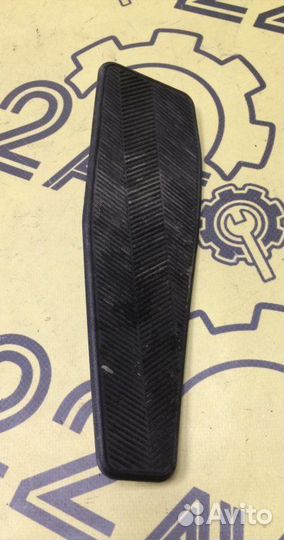 Подставка под ногу Suzuki Escudo TD94W H27A