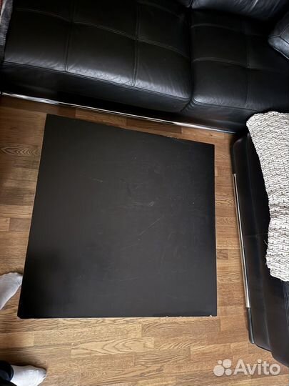 Журнальный столик