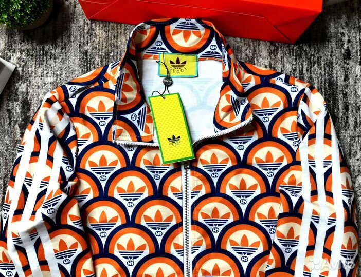 Спортивный костюм Adidas