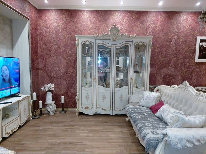 Дом 395 м² на участке 16 сот.