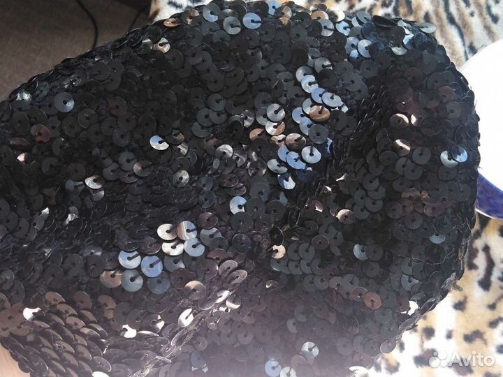 Берет чёрный с паетками