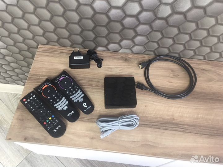 Приставка без абон платы и с ней 600 каналов