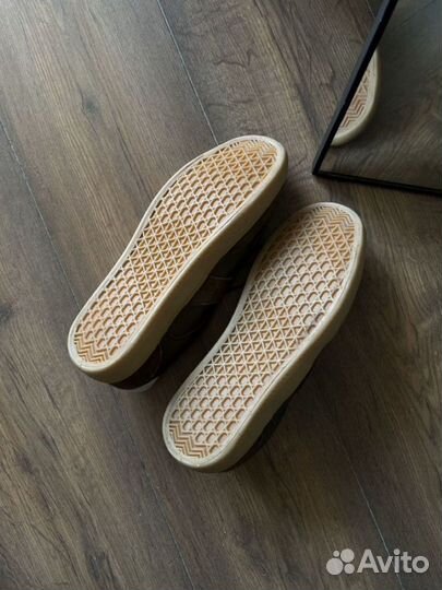 Кеды коричневые новые 39-40р