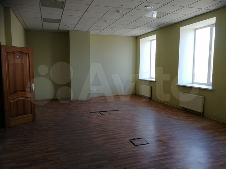 Офисное помещение, 2182 м²