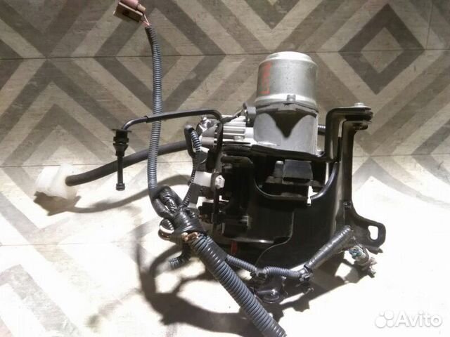 Компрессор подвески Lexus Ls Iv