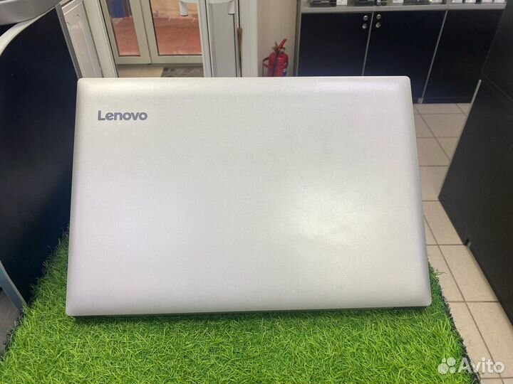 Ноутбук Lenovo Ideapad 330 17AST