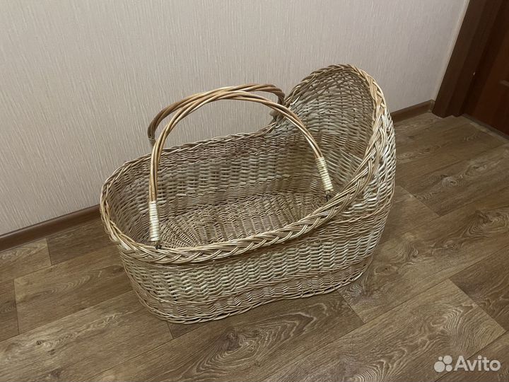 Плетёная детская люлька колыбель