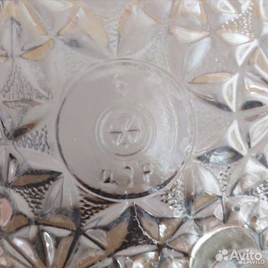 Конфетница / фруктовница на 3х ножках