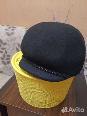 Головные уборы женские