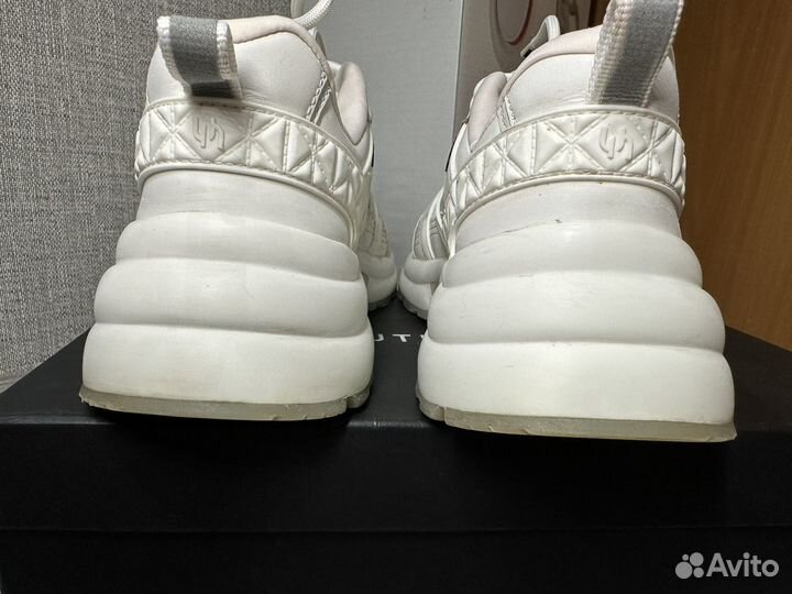 Кроссовки uterque 39 оригинал