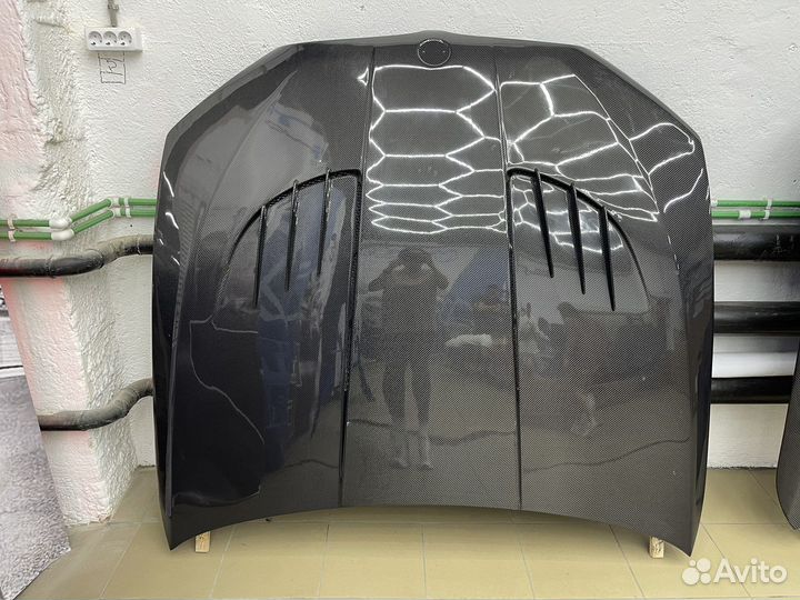 Капот BMW G30 карбон