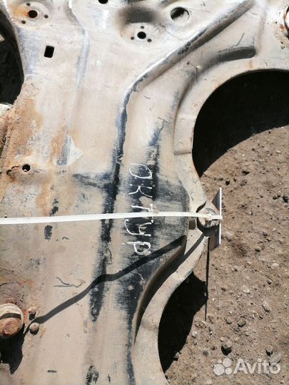 Подрамник передней подвески Skoda Octavia Tour 1.8