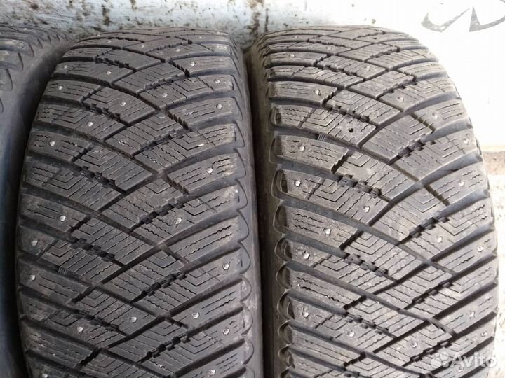 Goodyear Ultragrip Ice Arctic 235/55 R17 103T