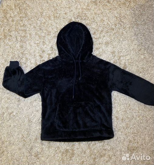 Одежда (толстовки, пиджаки, лонгсливы)