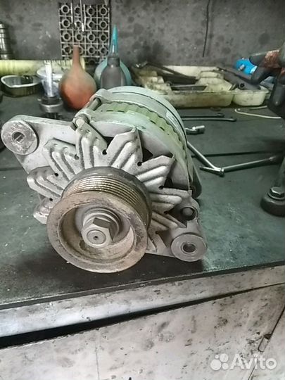 Генератор komatsu 0-35000-4500 24V 60A