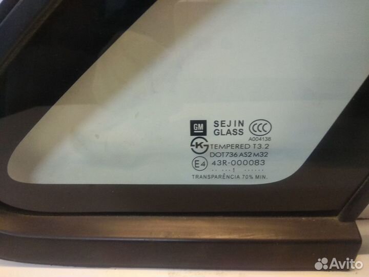 Задняя правая форточка Chevrolet Lacetti седан