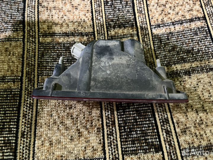 Задниий фонарь птф в бампер nissan tiida c11