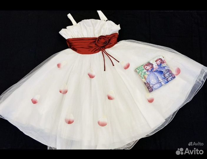 Платье на выпускной для девочки 128 134