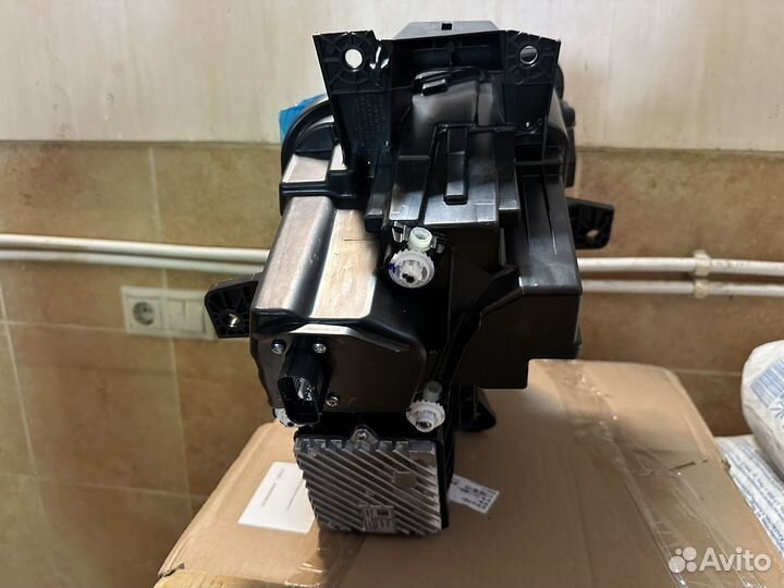 Фара передняя правая для Lixiang L9