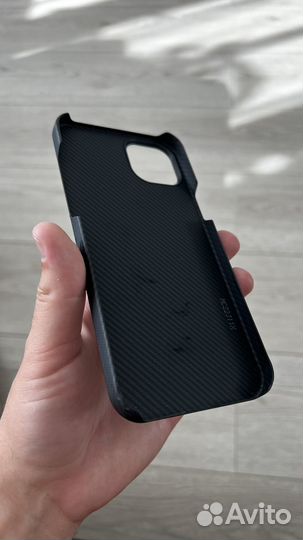 Карбоновый кевларовый чехол iPhone 14 Plus