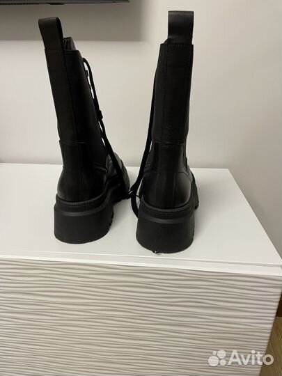 Ботинки женские Ekonika 39