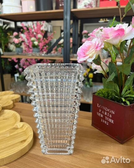 Ваза для цветов баккарат