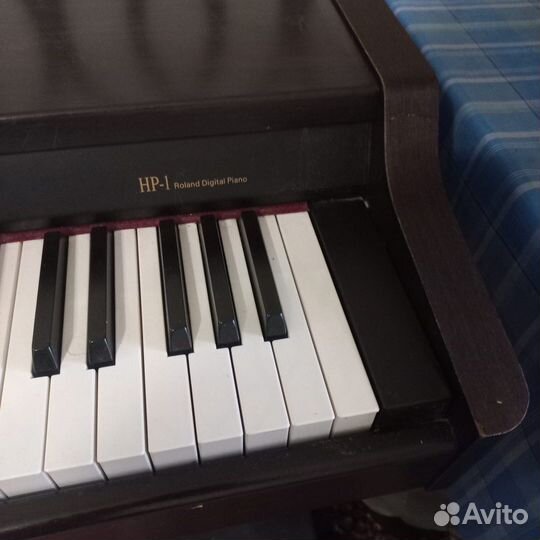 Цифровое пианино roland hp-1