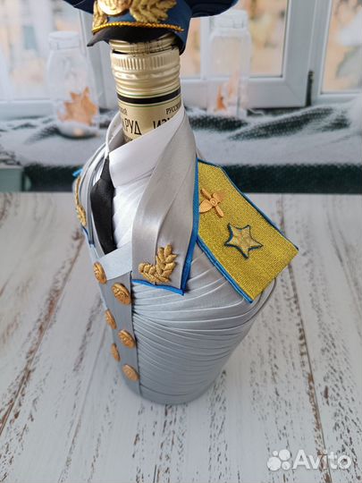 Сувенирный китель-чехол