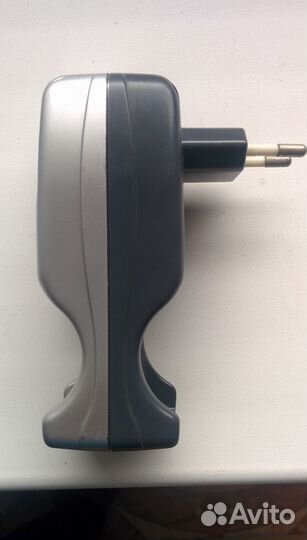 Зарядное устройство Energizer compact charger