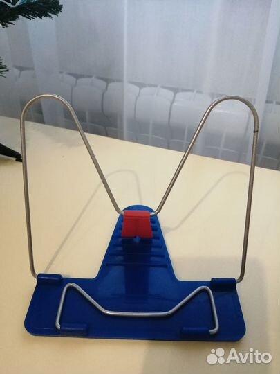 Подставка для книг